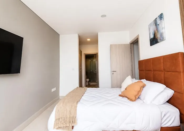 Executive With Forest Views Near Polanco *